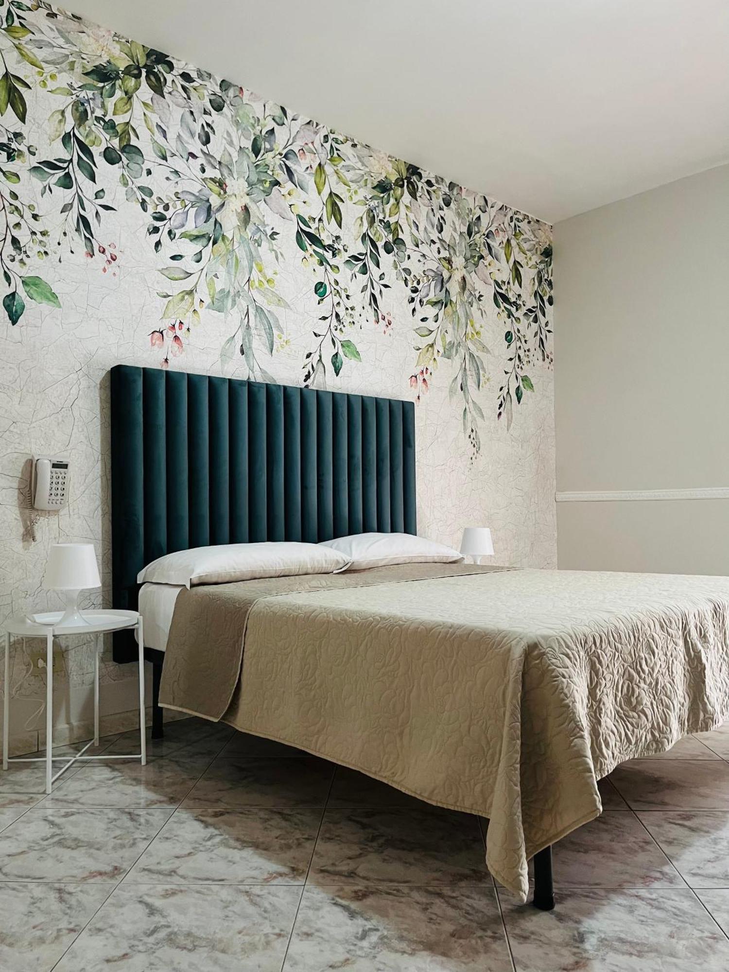 Hotel Stefany Lago Patria Eksteriør bilde